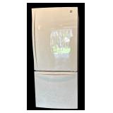 G - Kenmore Elite Refrigerator Freezer