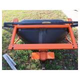 SALT DOG SALTER / SPREADER