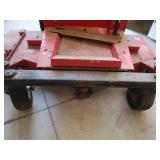 SNAPPER ZERO TURN RIDING LAWN MOWER (NON WORKING)