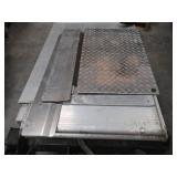 TOMMY GATE "CANTILEVER SERIES"