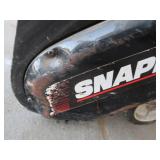 SNAPPER LE SNOW THROWER