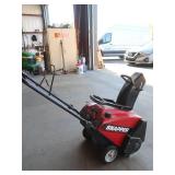 SNAPPER LE SNOW THROWER