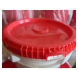 LOT OF 10 5 GALLON BUCKETS WITH LIDS