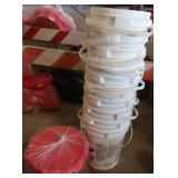 LOT OF 10 5 GALLON BUCKETS WITH LIDS