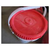 LOT OF 10 5 GALLON BUCKETS WITH LIDS
