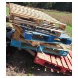 PALLETS