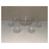 7-Piece Clear Glass Serving Bowl Set with Embossed Seal