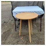 Round Wooden Tabletop with Legs