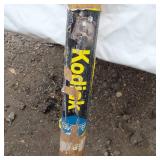 Spade and Shingle Shovels
