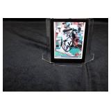 1994 Topps Kirby Puckett Autographed/Signed Baseball Card with Autograph Ticket!