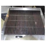 APW Wyott Gas Grill w/Cart 24"x25"x16"
