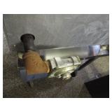 APW Wyott Gas Grill w/Cart 24"x25"x16"