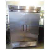 True Refrigerator/Freezer Combo 54"x30"x83"