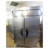 Victory Refrigerator 53"x33"x83"