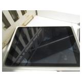 (3) iPads