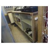 Large Sales Counter 25"x116"x43"