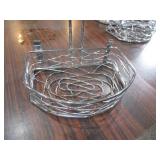(4) Condiment/Menu Holders (4) Paper Towel Holders
