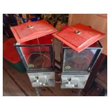 Victor Coin-Operated Gumball Machines Will Need Keys