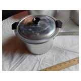 Comet Aluminum Cookware including Large Pot, Medium Pot, Small Pot with Lids