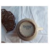 Assorted Vintage Kitchenware Items including Hearthside Potter