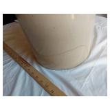 Western Stoneware 3 Gallon Crock - Crack