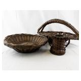 Set of 3 Woven Brown Wicker Baskets with Handle and Decorative Vase