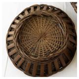 Set of 3 Woven Brown Wicker Baskets with Handle and Decorative Vase