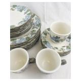 METLOX "Poppytrail" Stoneware Dinnerware Set with Blue Grape Pattern, 27 Pieces