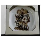 Reutter Porzellan Germany M.I. Hummel Collectible Miniature Plate in Box