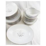 Kaysons Fine China Golden Rhapsody 1961 Dinnerware Set, 37 Pieces