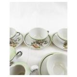 Vintage Toy Porcelain Tea Set Made in Japan, Floral Pattern