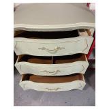 Vintage Style 3-Drawer Chest with Elegant Handles