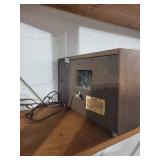 Vintage Zenith Solid State FM/AM Radio with Wood Cabinet