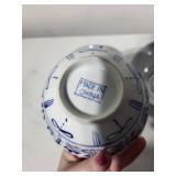 Set of 3 Blue and White Porcelain Bowls with Floral Design