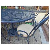 Vintage Outdoor Patio Set with Metal Mesh Table with Umbrella Stand and 6 Chairs