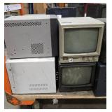 Lot of 14 Broken Production Monitors (5877810)