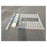 FULL-SIZE HEADBOARD AND FOOTBOARD SET