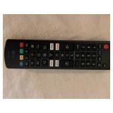 LG 32-Inch LED TV with Roku Express 4K+ and Amazon Smart Plug