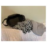 Woven Felt Storage Basket with 2 Throw Blankets