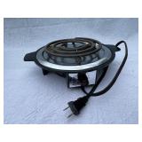 Kitchen Appliance Lot: Electric Single Burner, Crock-Pot Slow Cooker, Little Dipper Warmer, Dash Mini Waffle Maker
