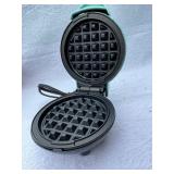 Kitchen Appliance Lot: Electric Single Burner, Crock-Pot Slow Cooker, Little Dipper Warmer, Dash Mini Waffle Maker