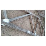 2 x 4 Floor (4) and 2 x 6 Roof Truss