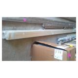 White Primed 5 in. Moulding. (Q10),