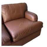 O - Classic Brown Leather Sofa