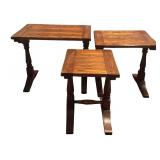 LL - Set of 3 Oak Nesting Tables with Turned Legs