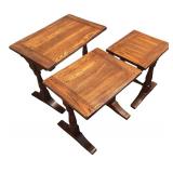 LL - Set of 3 Oak Nesting Tables with Turned Legs