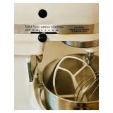 LL - Hobart KitchenAid Stand Mixer with Bowl and Attachments