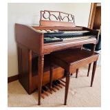 Electronic Organ