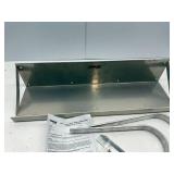 EXTREME MAX BATTERY TRAY