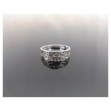 .925 Sterling Silver Scrolled Heart Ring Size 10